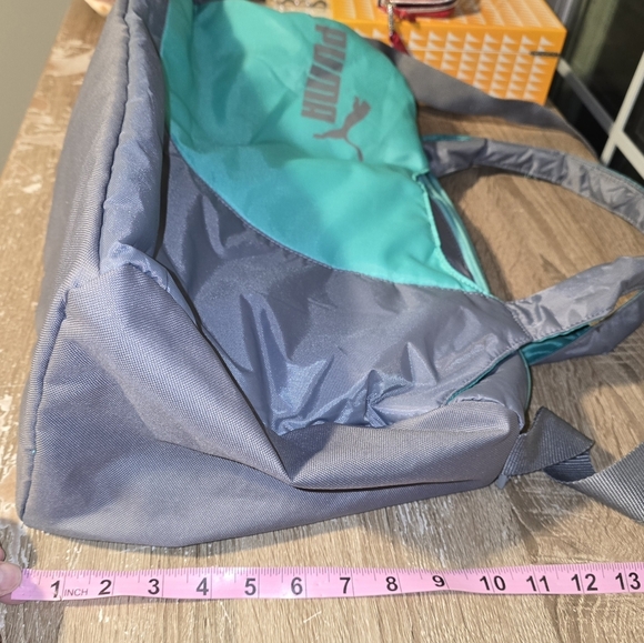 NWOT Puma Mint Green & Gray Logo Duffle Gym Travel Overnight Weekend Nylon Bag - Picture 9 of 10
